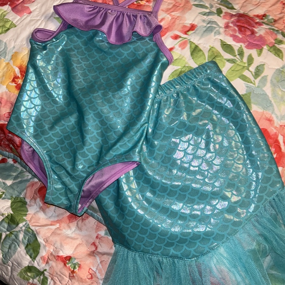 Toddler Girls Mermaid Bathing Suit and Skirt! - Picture 4 of 5